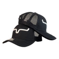 Gorra Kimes Ranch Negra con Malla Negra y Bordado en Relieve.